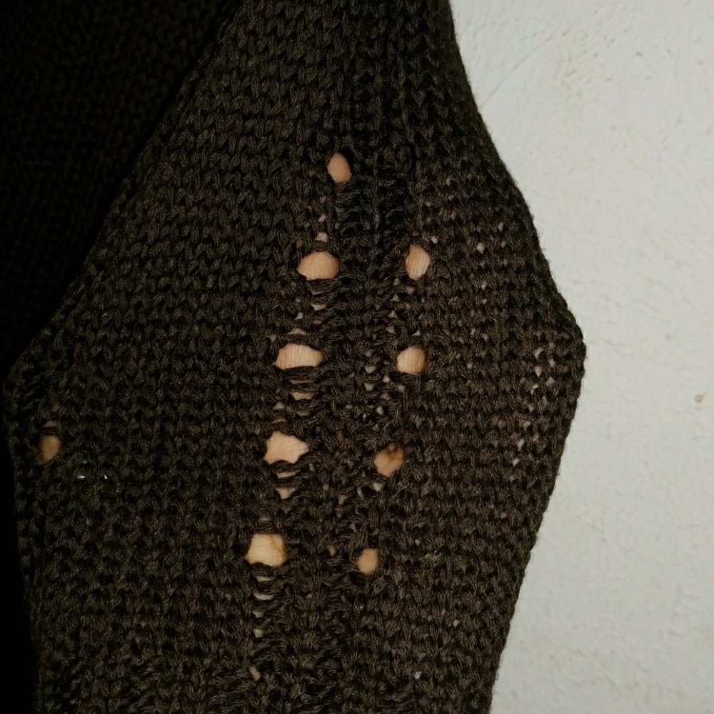 Sweater - Picture 5 of 5